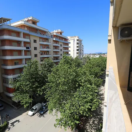 Sunny Side Apartments Vlorë Exterior foto