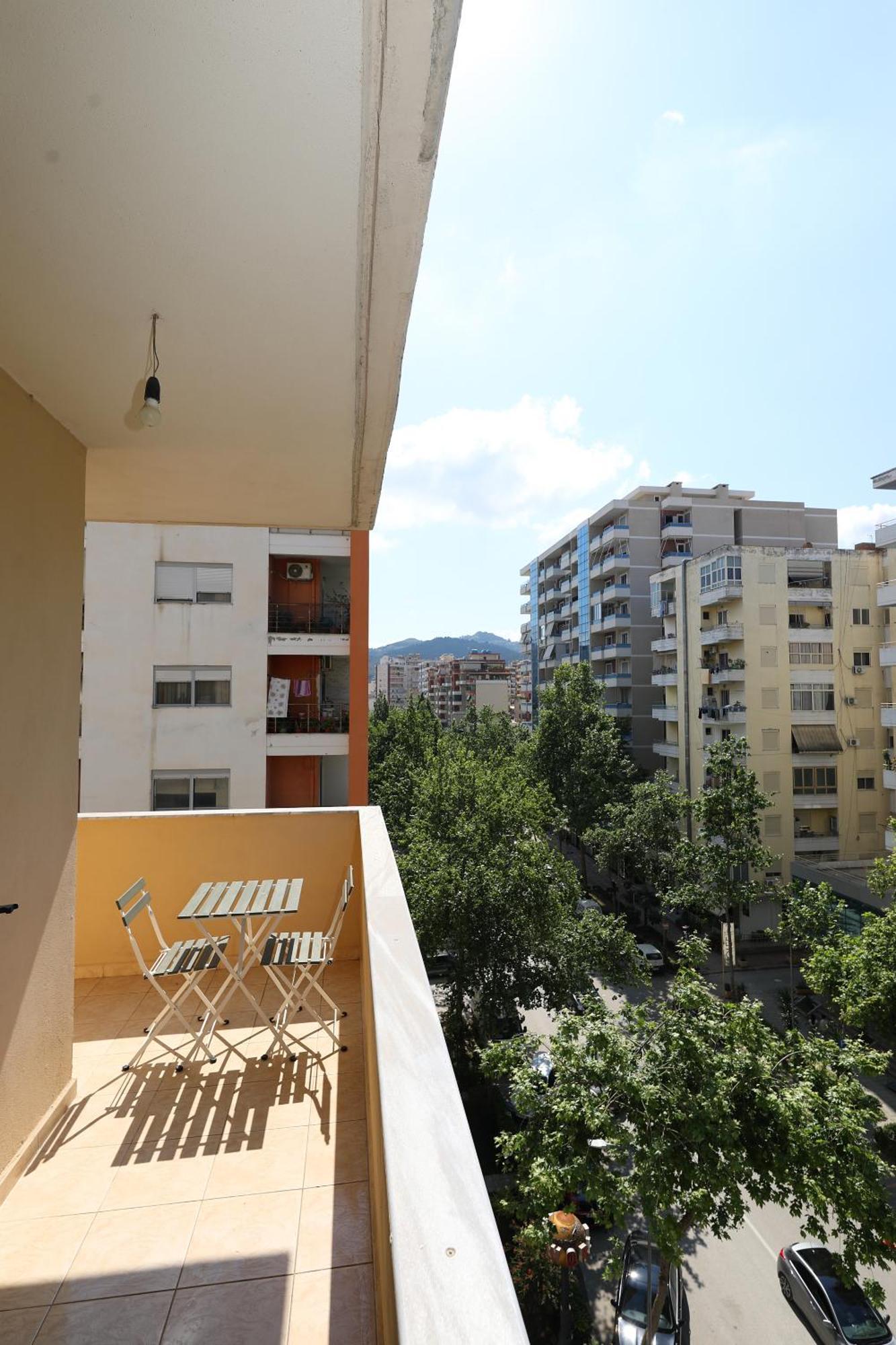 Apartment Sunny Side Vlorë